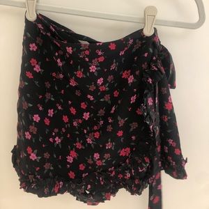 NWT For Love and Lemond Skort